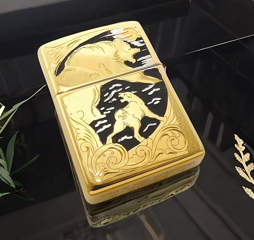 Зажигалка Zippo оригинал "Охота на медведя" купить с доставкой Зажигалка Zippo оригинал "Охота на медведя"