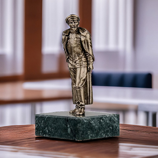 Бронзовая статуэтка «Ф.Э. Дзержинский» купить с доставкой Бронзовая статуэтка «Ф.Э. Дзержинский»